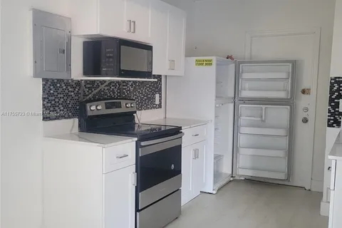 715 SW 6th St # 2, Dania Beach FL 33004