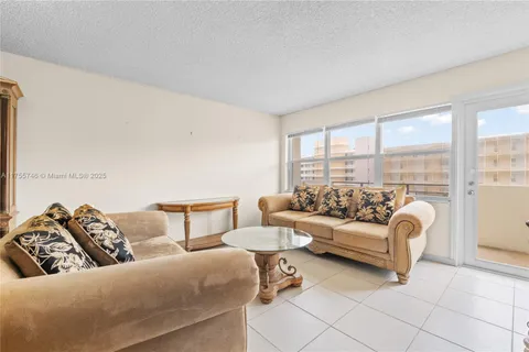 401 Golden Isles Dr # 516, Hallandale Beach FL 33009