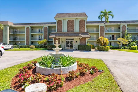 4500 Gefion Ct # 104, Lake Worth FL 33467