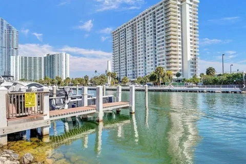 400 Kings Point Dr # 801, Sunny Isles Beach FL 33160