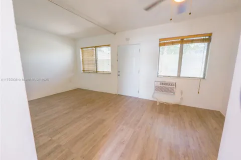 2170 NW Flagler Ter # 110, Miami FL 33125