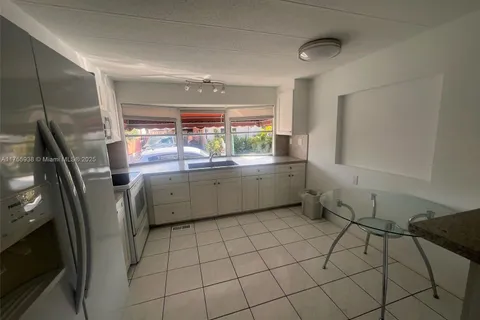 8181 NW South River Dr, Medley FL 33166
