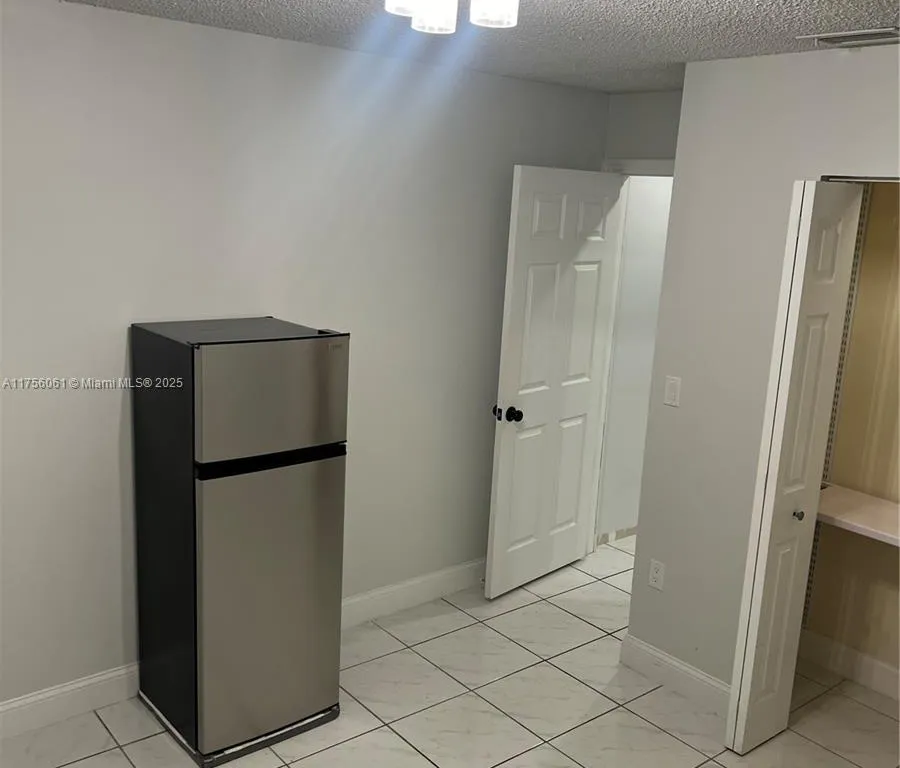 14364 SW 159th Ter, Miami FL 33177