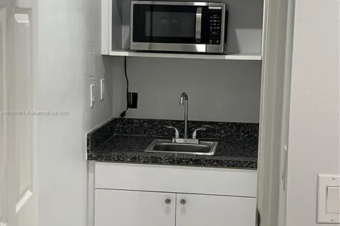 14364 SW 159th Ter, Miami FL 33177