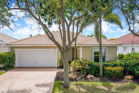 4974 SW 34th Ter, Hollywood FL 33312