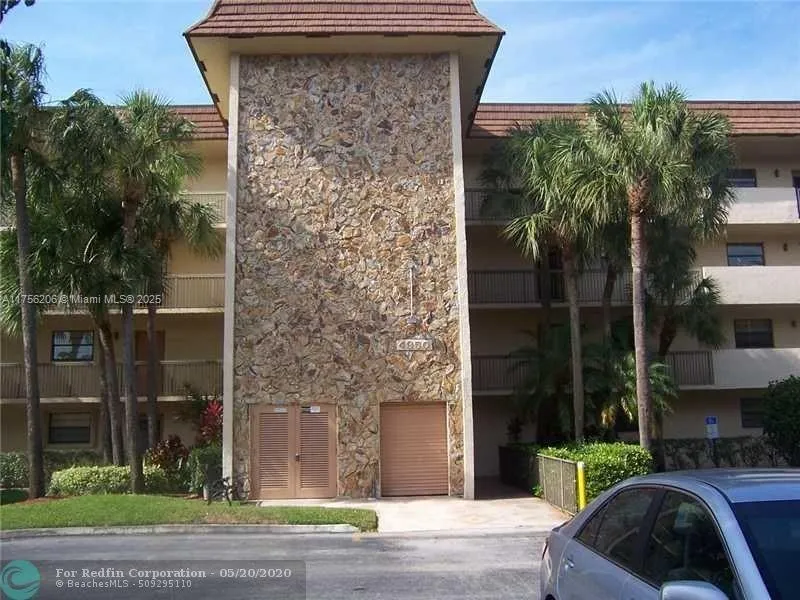 4950 E Sabal Palm Blvd # 204, Fort Lauderdale FL 33319