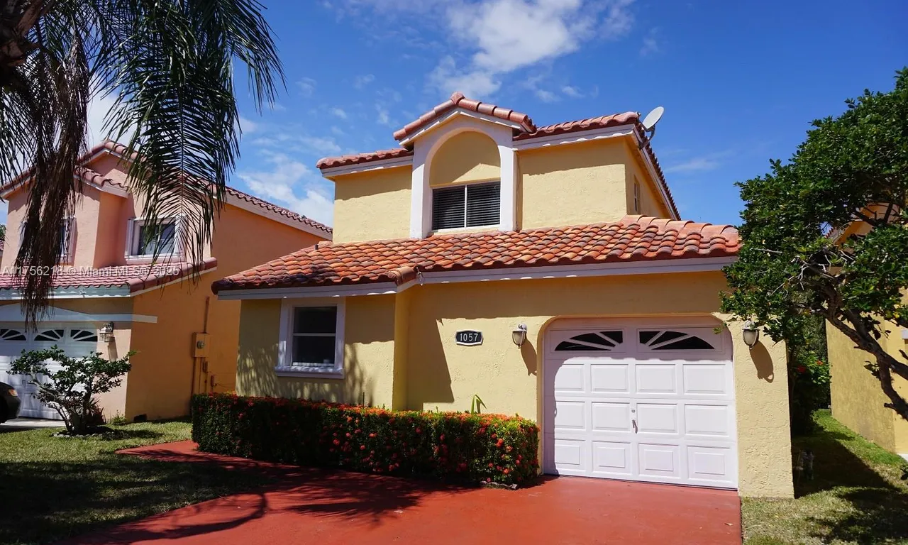 1057 SE 6th Ave, Dania Beach FL 33004