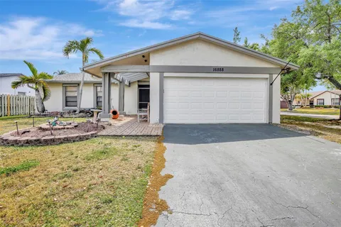 16888 Royal Poinciana Dr, Weston FL 33326
