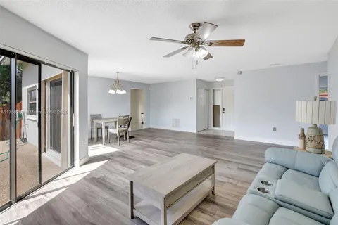 16888 Royal Poinciana Dr, Weston FL 33326