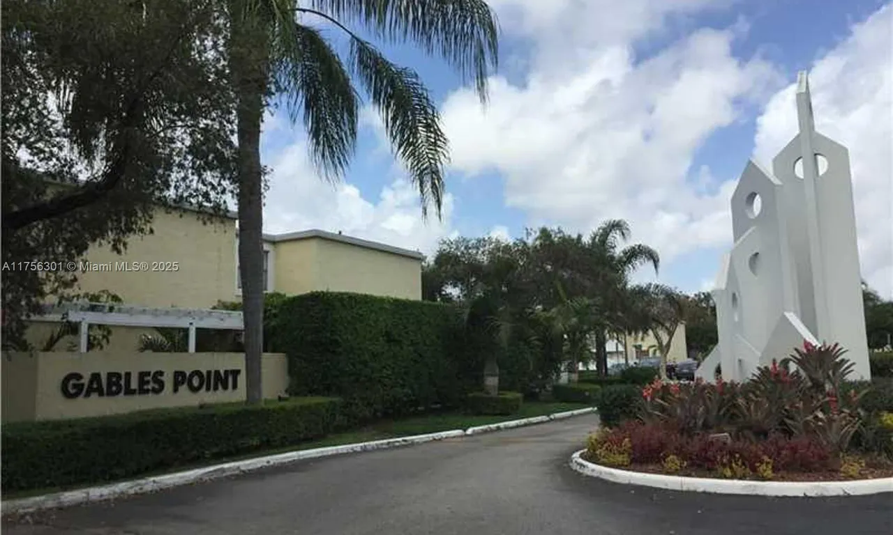 4560 SW 68th Court Circle # 4, Miami FL 33155