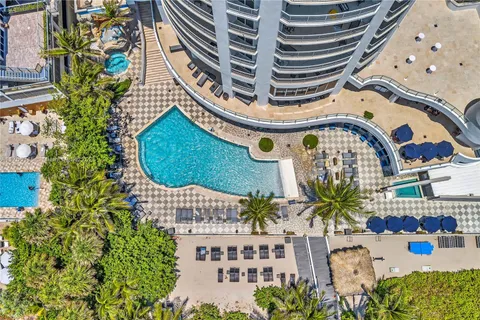 17375 Collins Ave # 1703, Sunny Isles Beach FL 33160