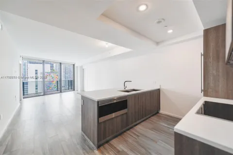 801 S Miami Ave # 1702, Miami FL 33130