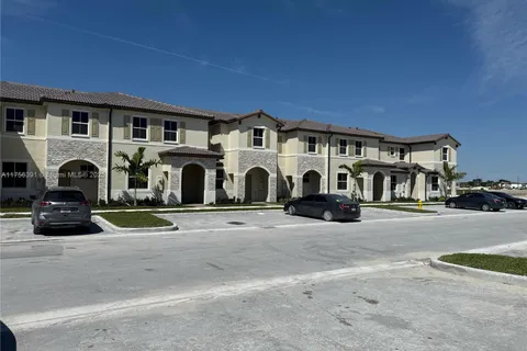 2851 SE 25TH RD, Homestead FL 33035