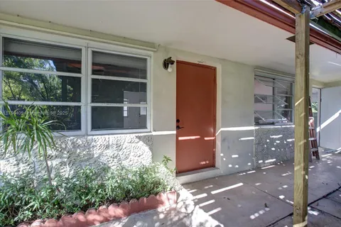 5833 Taylor St # 2, Hollywood FL 33021