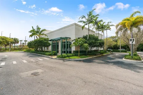 4690 N State Road 7 # 5511, Coconut Creek FL 33073