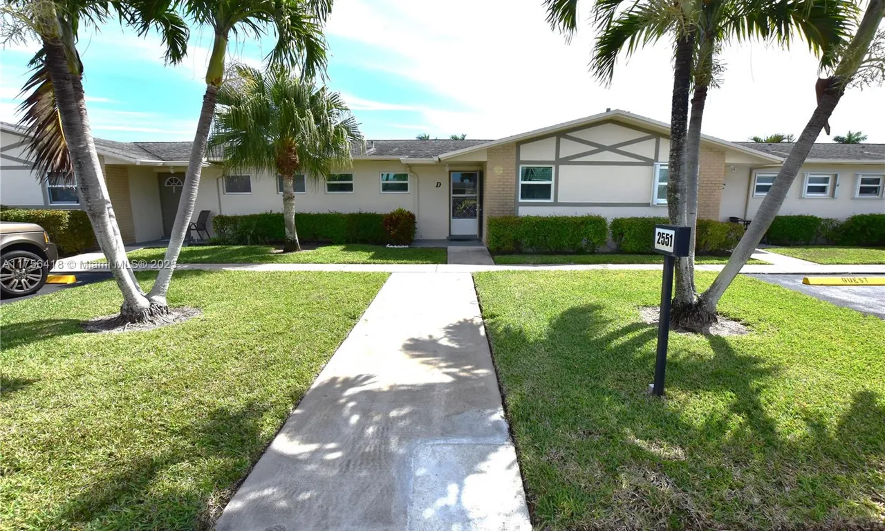 2551 W Emory Dr # D, West Palm Beach FL 33415