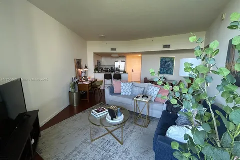 19501 W Country Club Dr # 1001, Aventura FL 33180