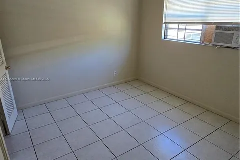 210 NW 5th Ave # 3, Dania Beach FL 33004