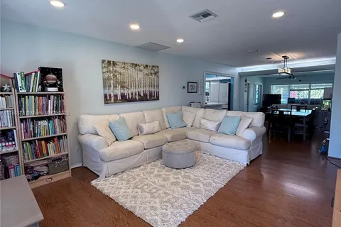 221 SE 3rd Ter, Dania Beach FL 33004