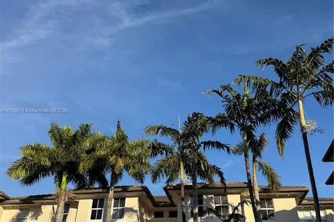11401 NW 89th St # 107, Doral FL 33178