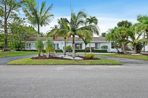 12650 SW 114th Ave, Miami FL 33176