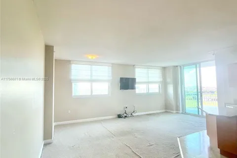 1755 E HALLANDALE BEACH BLV, Hallandale Beach FL 33009
