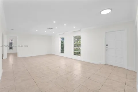 3370 N 47th Ave # 00, Hollywood FL 33021