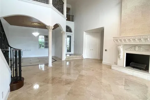 2547 Montclaire Cir # 2547, Weston FL 33327