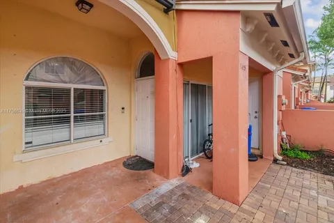 1413 S Santa Catalina Cir # 1, North Lauderdale FL 33068