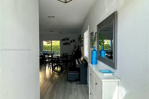 7713 SW 94th Ln, Miami FL 33156