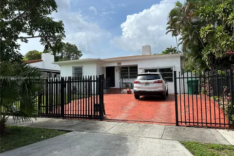 2270 SW 23rd Ter, Miami FL 33145