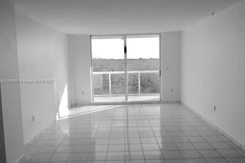 2841 NE 163rd St # 1112, North Miami Beach FL 33160