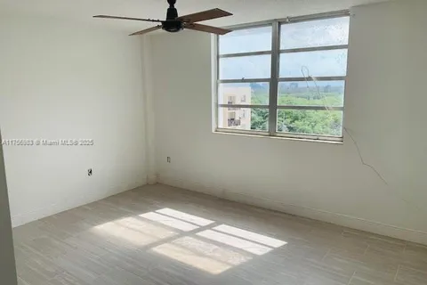 2841 NE 163rd St # 1112, North Miami Beach FL 33160