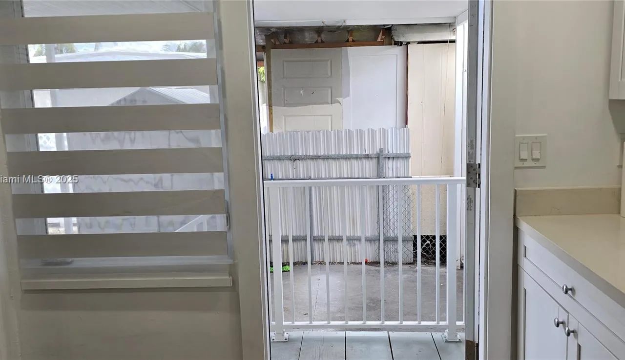 1245 SW 130 AVE # 2, Miami FL 33184