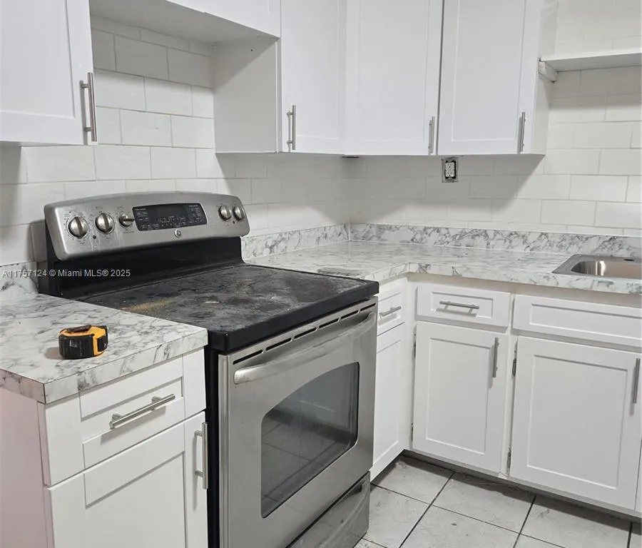 406 NW 5th Ave # 0, Hallandale Beach FL 33009