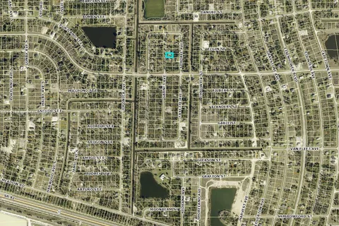 941 Garnet Ave, Lehigh Acres FL 33974