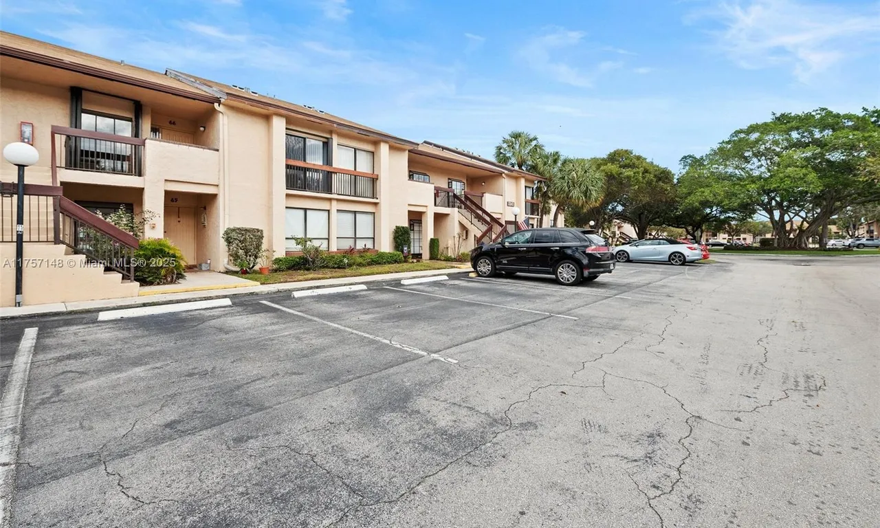 2347 SW 15th St # 66, Deerfield Beach FL 33442