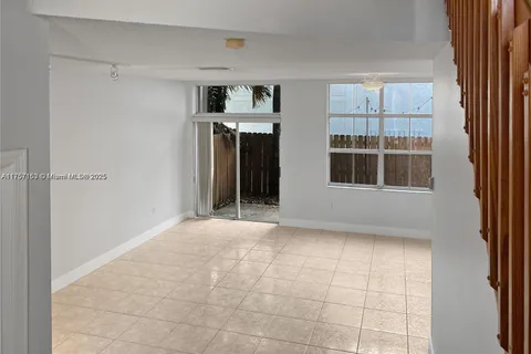 3270 N 37th Terr, Hollywood FL 33021