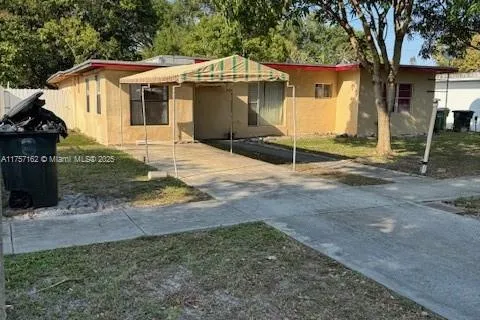 315 NW 127th St, North Miami FL 33168