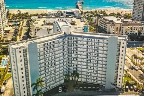 201 N Ocean Blvd # 406, Pompano Beach FL 33062