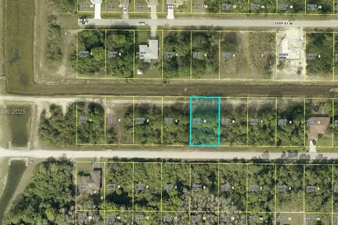 3310 W 38th St, Lehigh Acres FL 33971