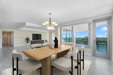 5660 Collins Ave # 7D, Miami Beach FL 33140