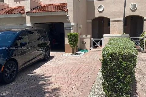 11357 NW 42nd Ter # 11357, Doral FL 33178