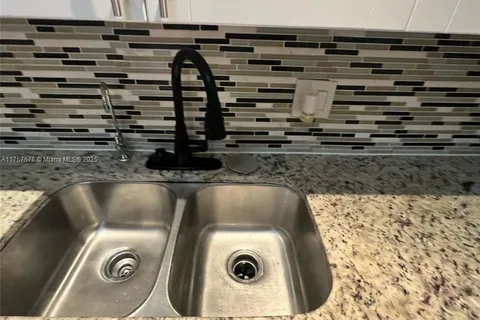 2451 SW 82nd Ave # 206, Davie FL 33324