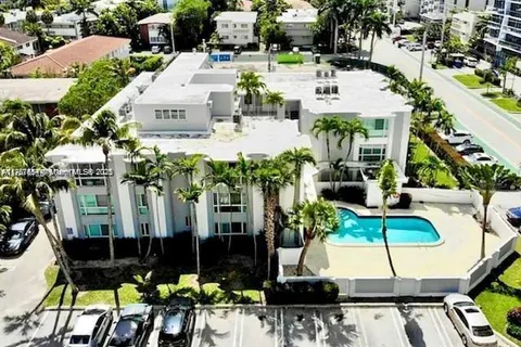 9971 W Bay Harbor # 205, Bay Harbor Islands FL 33154