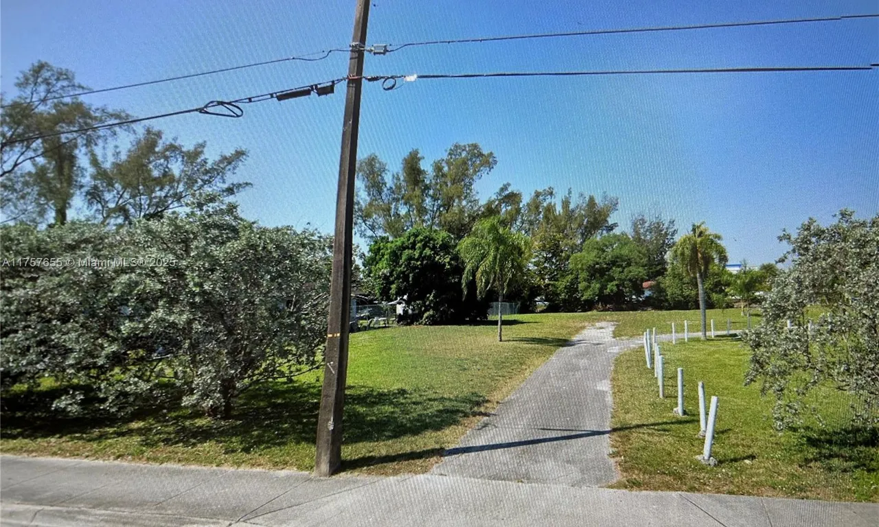 0 NW 22 Ave, Miami FL 33167