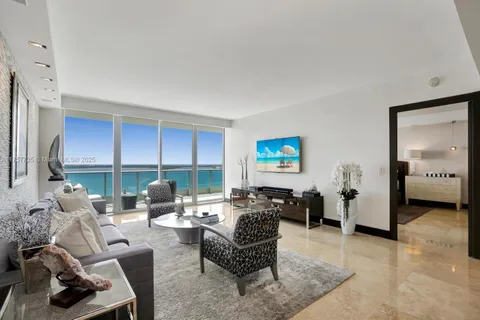 1331 Brickell Bay Dr # 1905, Miami FL 33131