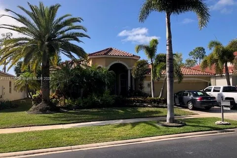 1815 Waldorf Dr, Royal Palm Beach FL 33411