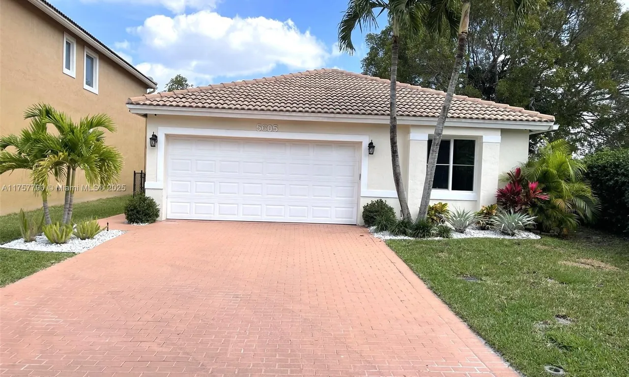 5605 NW 122nd, Coral Springs FL 33076