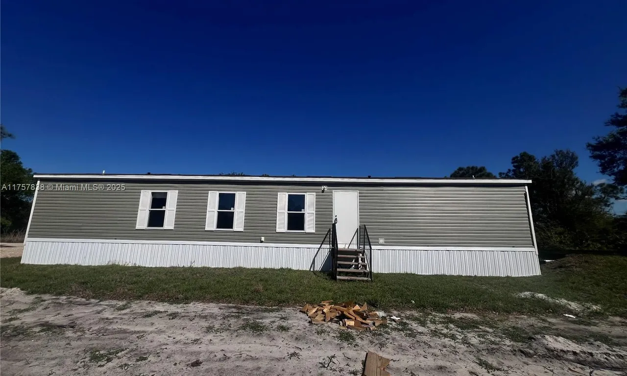 8414 Sweden Blvd, Port Charlotte FL 33982